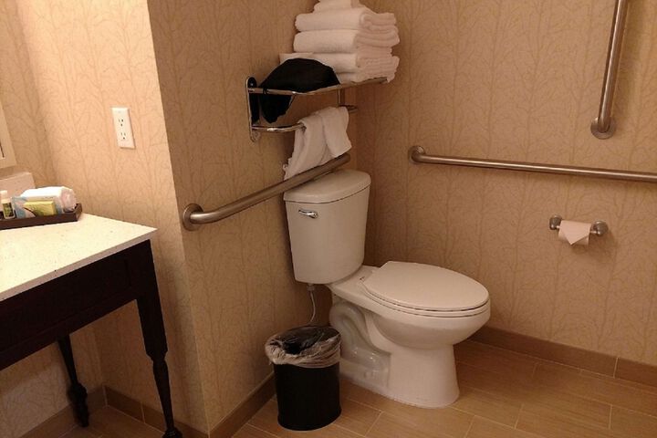 Best Western Plus Dayton Hotel & Suites