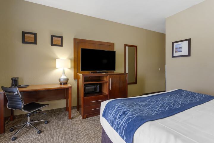 Room 18 of 39