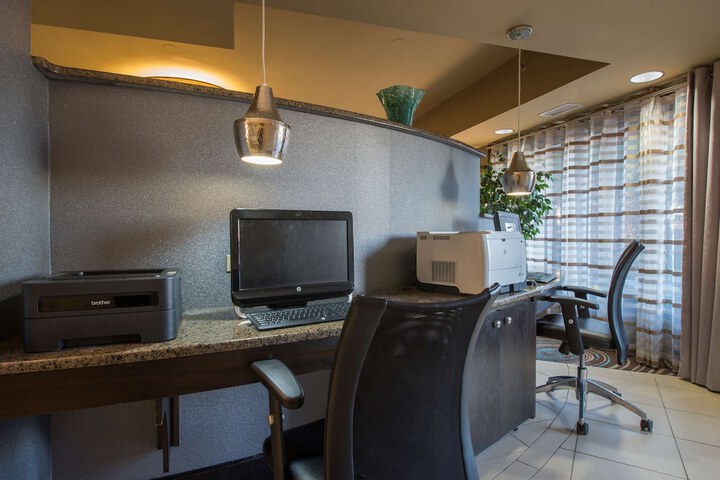 Hampton Inn Atlanta - Newnan
