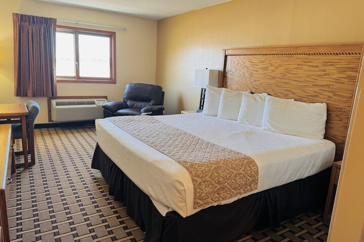 Room 3 of 15