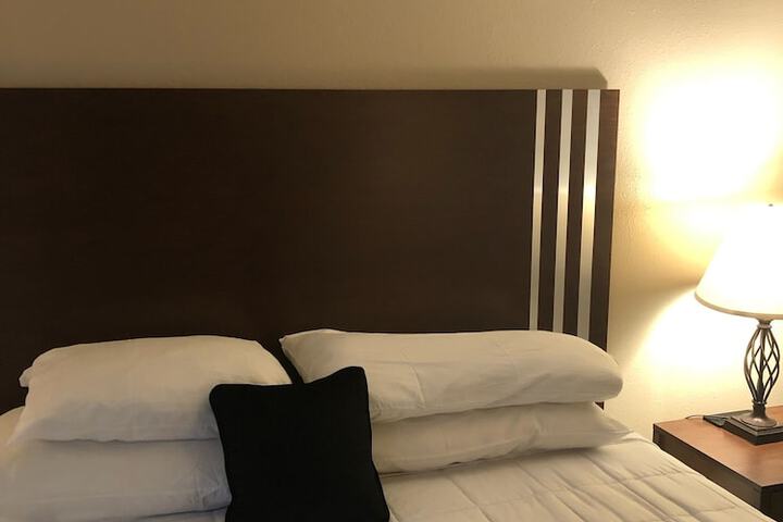 Red Lion Inn & Suites La Pine