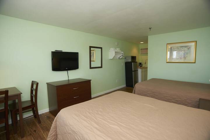 Room 18 of 51
