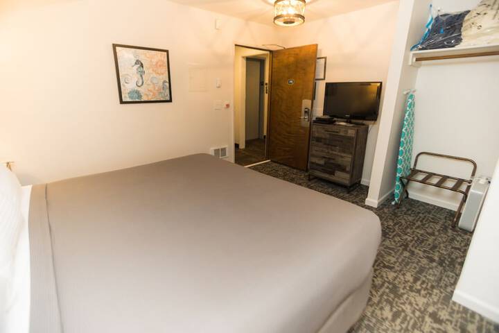 Room 136 of 260