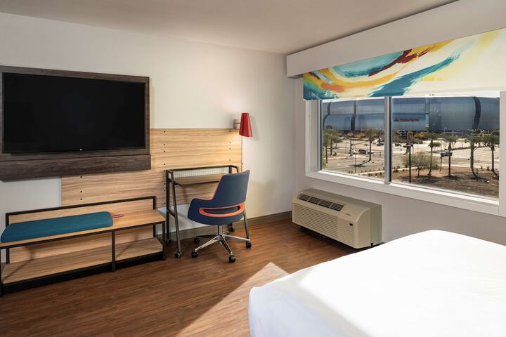 Room 36 of 46