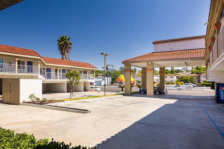 Motel 6 La Mesa CA