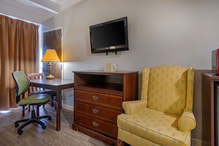Rodeway Inn Clermont North