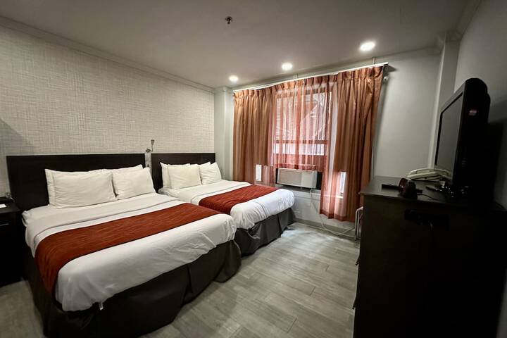 Room 19 of 49