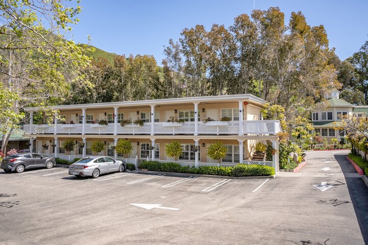 Hotel 2 of 59