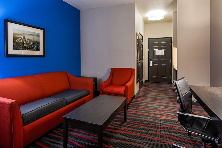 Room 9 of 31