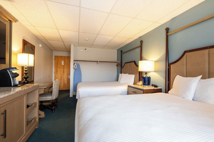 Boothbay Harbor Inn