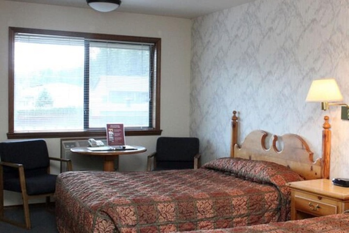 Room 30 of 36