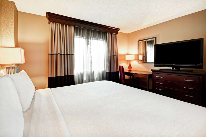 Room 25 of 52