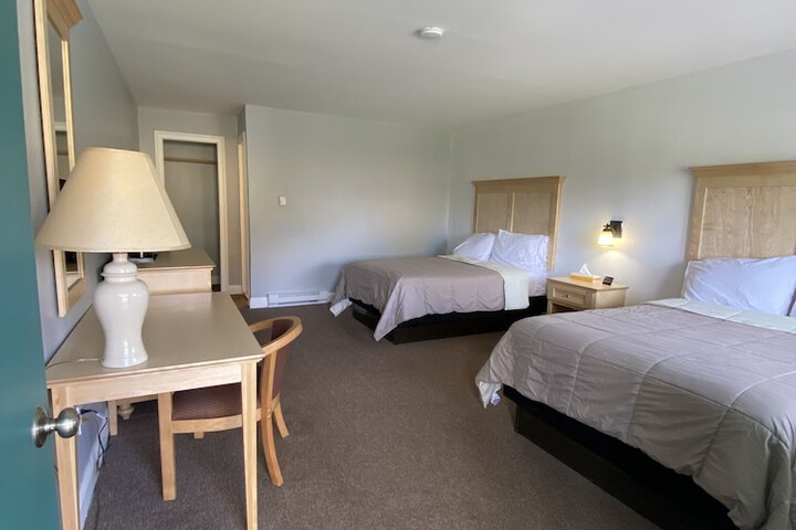 Room 42 of 51
