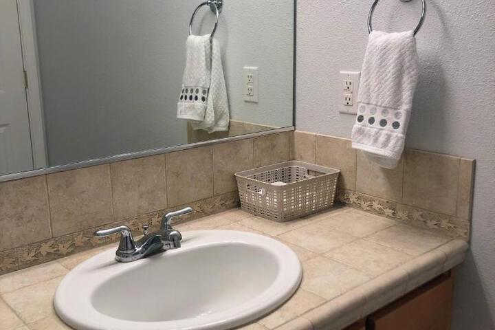 2 Bedroom Suite: Views Private Entrance, EVchgr