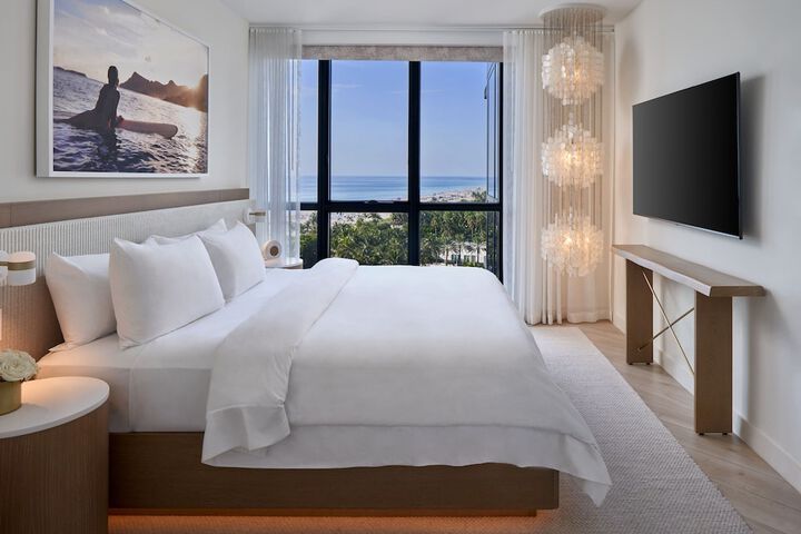 Room 208 of 339
