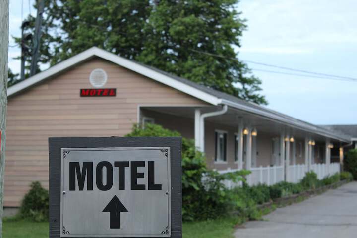 Hotel 17 of 48