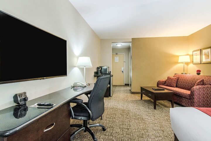 Room 40 of 69
