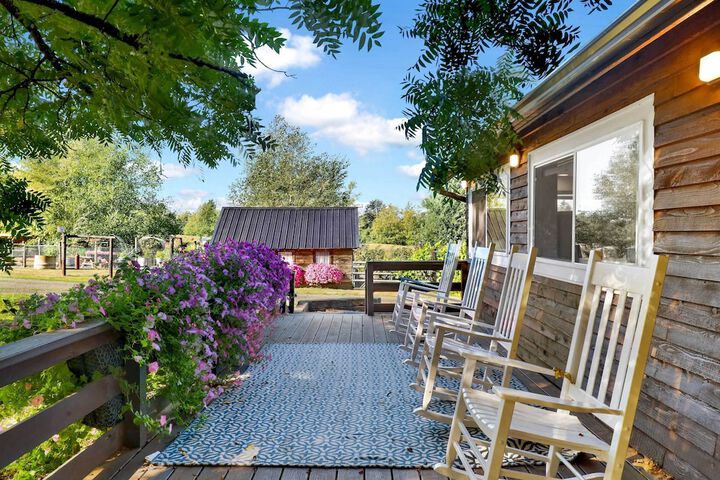 Cozy Ferndale Studio on 20-acre Working Farm!