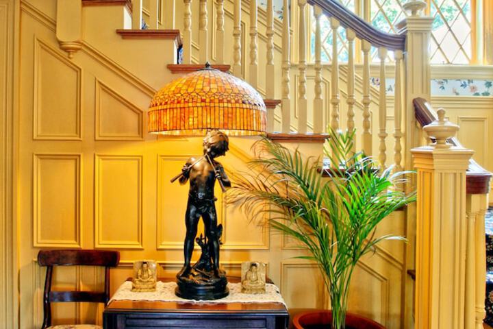 Hotel Interior 6 of 37