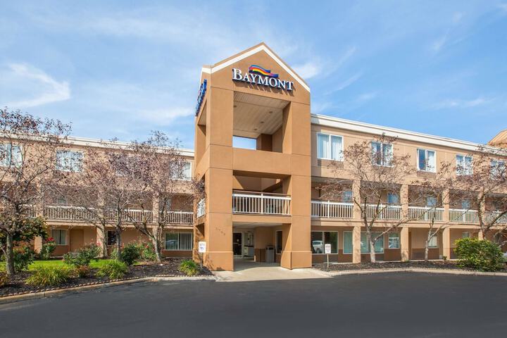Hotel 2 of 17