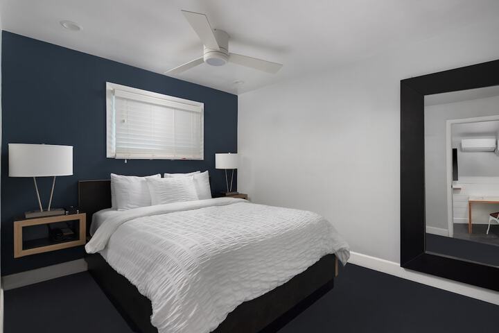 Room 35 of 41