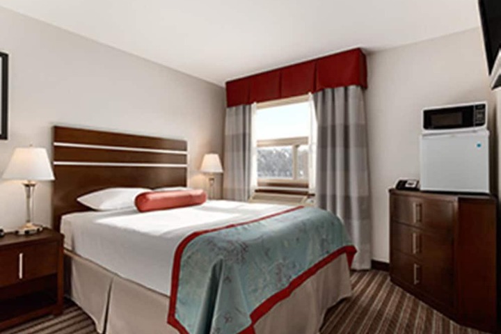 Room 30 of 35