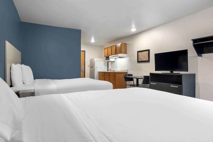 Room 17 of 24