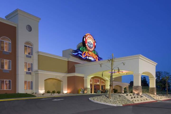 Hotel 2 of 17