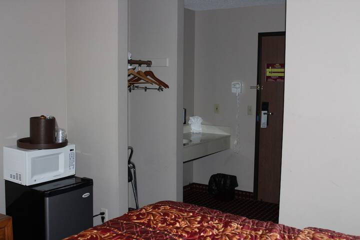 Room 45 of 63