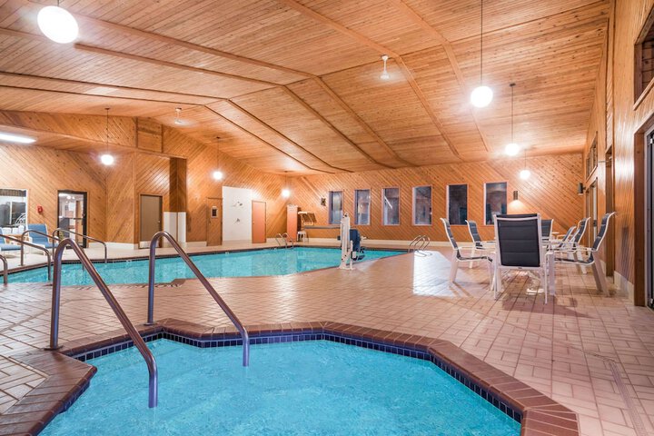 Pool 5 of 36