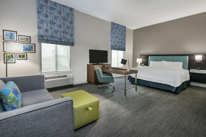 Room 18 of 34