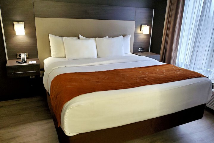 Comfort Suites Northlake