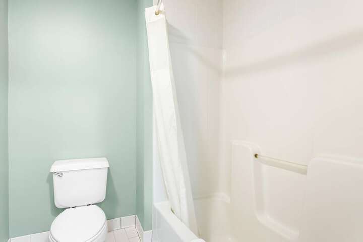 Quality Inn & Suites Gorham Riverside