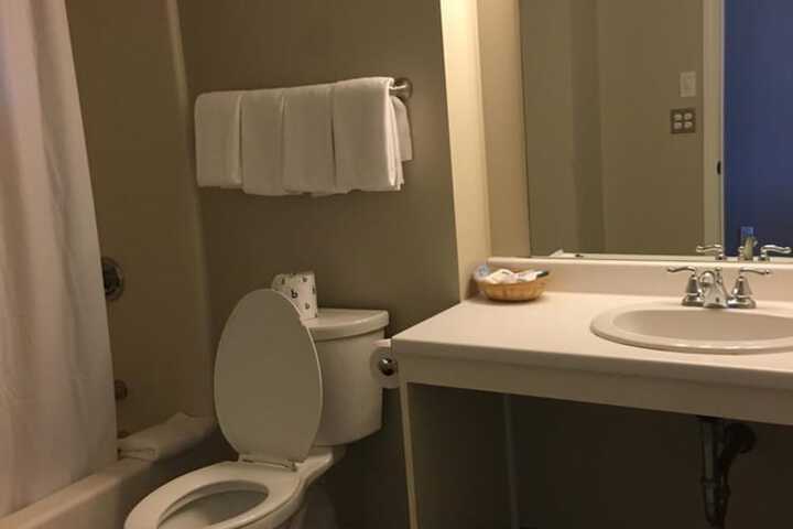 Room 19 of 59
