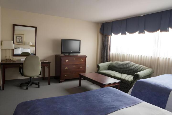 The Roehampton Hotel
