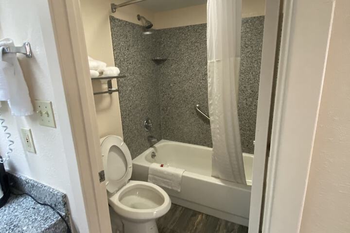 Days Inn by Wyndham Pearl / Jackson Airport