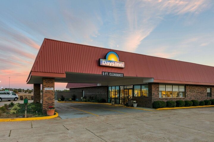 Hotel 4 of 43