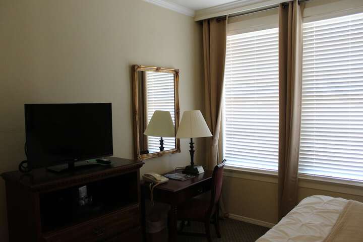 Room 28 of 56
