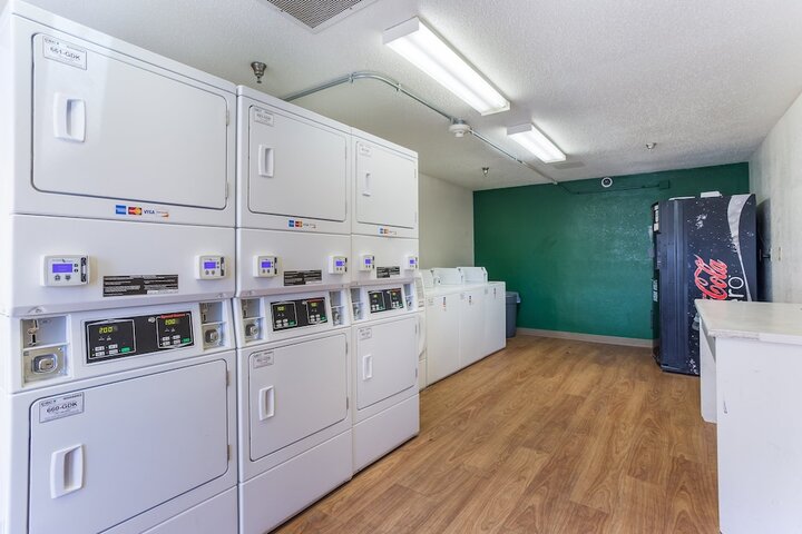 Room 14 of 25