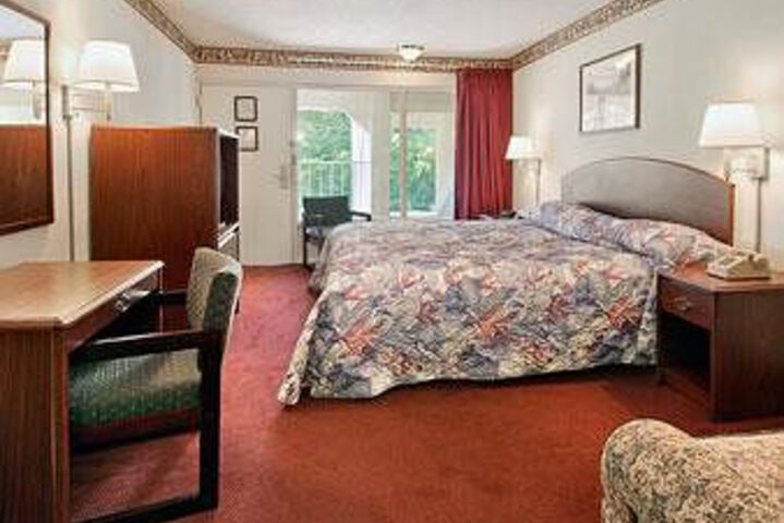KNIGHTS INN HENDERSON