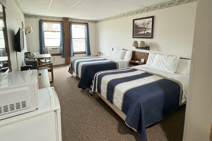Room 17 of 44
