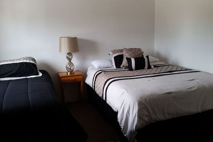 Room 11 of 36