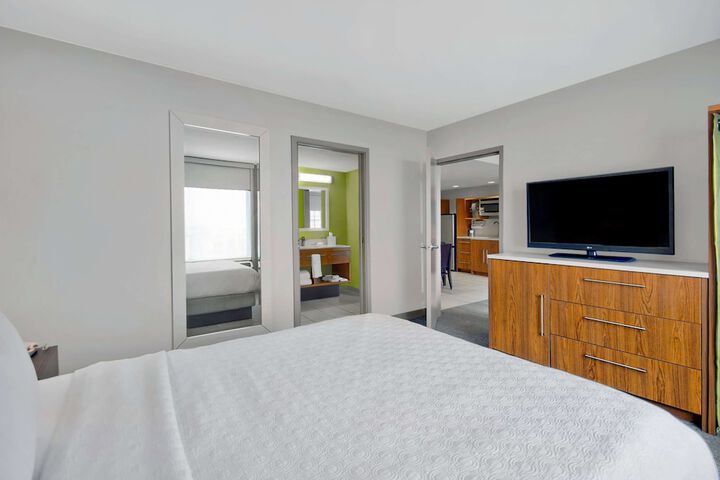 Room 21 of 37