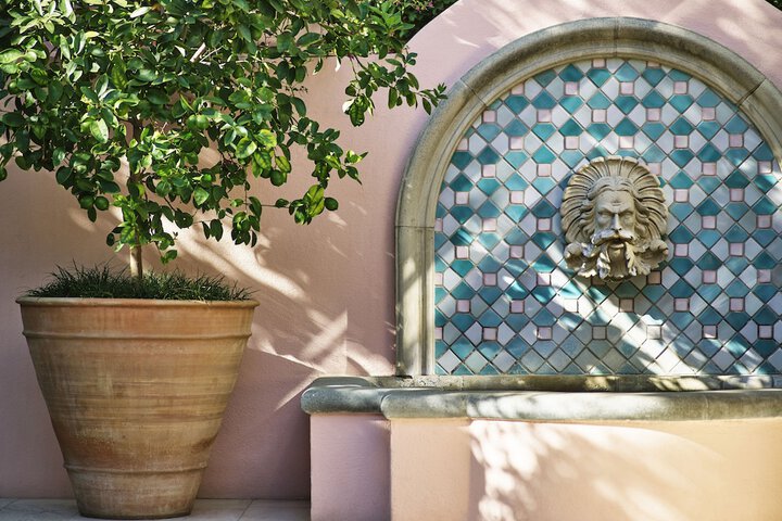 Hotel Exterior 137 of 153