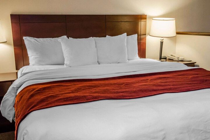 Quality Suites Jeffersonville - Louisville North