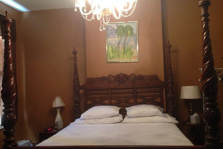 Room 38 of 79