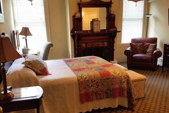 Vandiver Inn