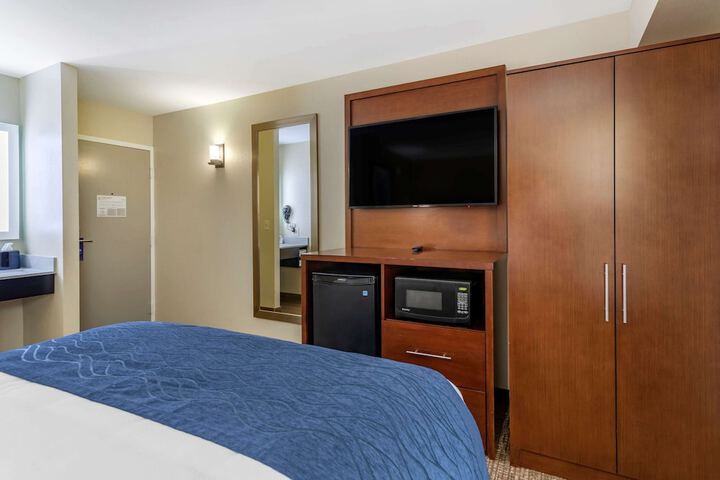 Room 14 of 27