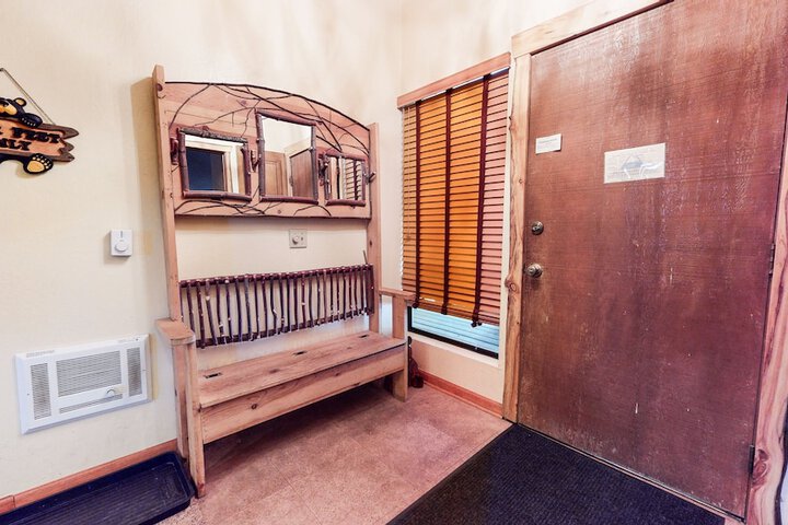Room 23 of 60