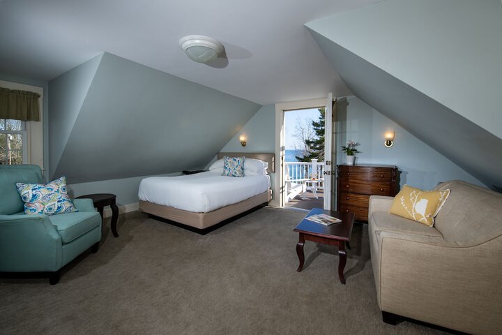 Room 25 of 70